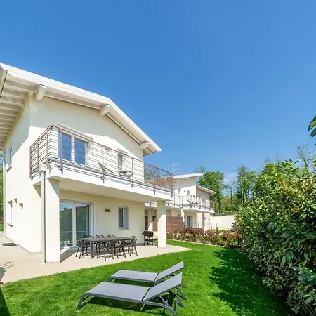 Luxury Gardenia With Private Pool Villa Padenghe sul Garda